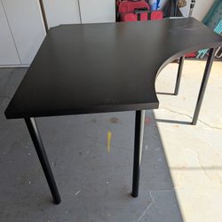 Black Corner Desk