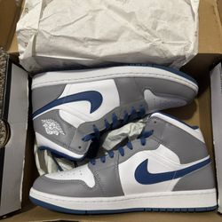 Air Jordan 1 Mid 'Cement True Blue'