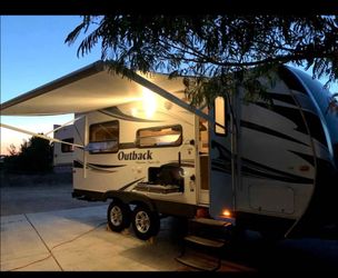 2013 .." OUTBACK KEYSTONE SUPER LIGHT 22' TRAVEL TRAILER