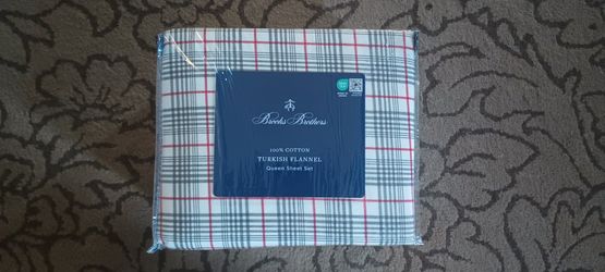 Brooks Brothers Queen Sheet Set