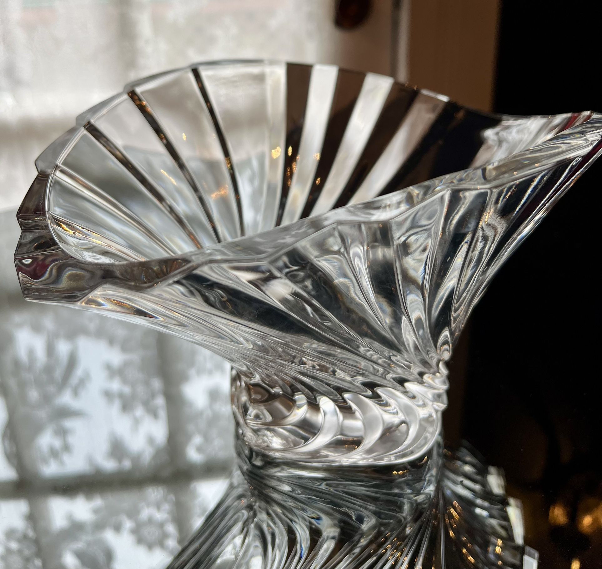 Mikasa Crystal Bowl, Flores