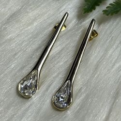 Tear Drop faceted rhinestones gold tone Earrings