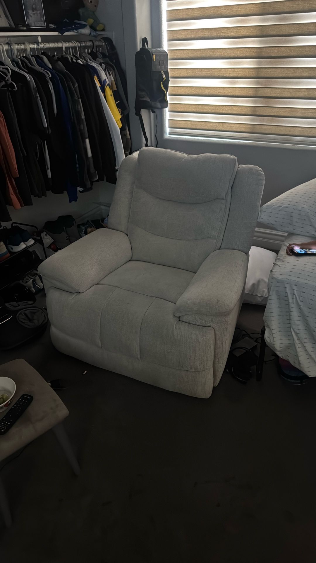 Cruz Ecru Power Recliner with USB | Wallaway | Smart