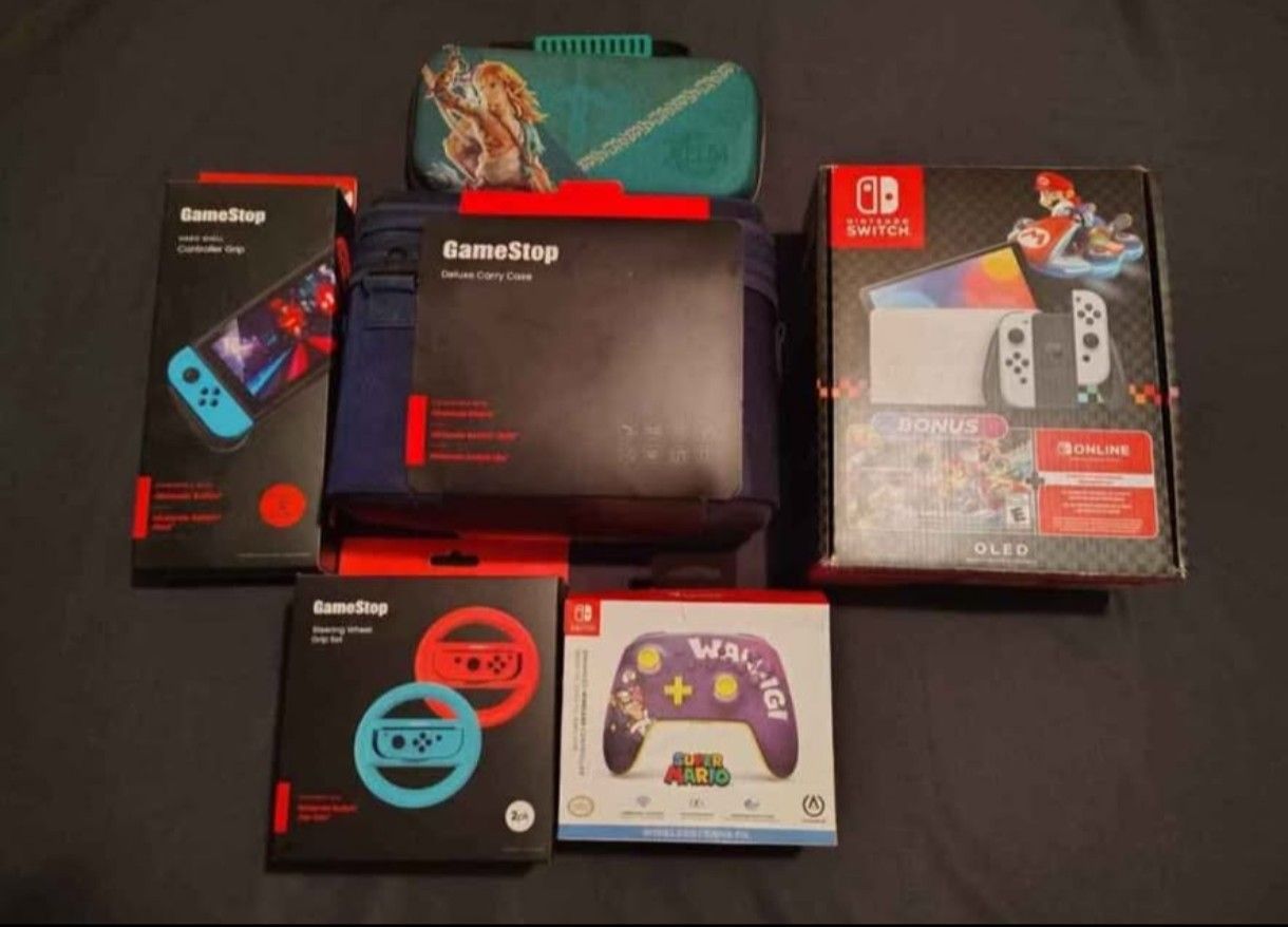 Nintendo Switch OLED Bundle