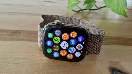 Like New Unlocked Apple Watch Series 11 46MM Gold Titanium Cellular + GPS with Milanese Loop.