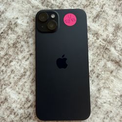 Selling iPhone 15 Plus 128GB Price Firm Any Carrier Unlocked or International Very Good Condition 