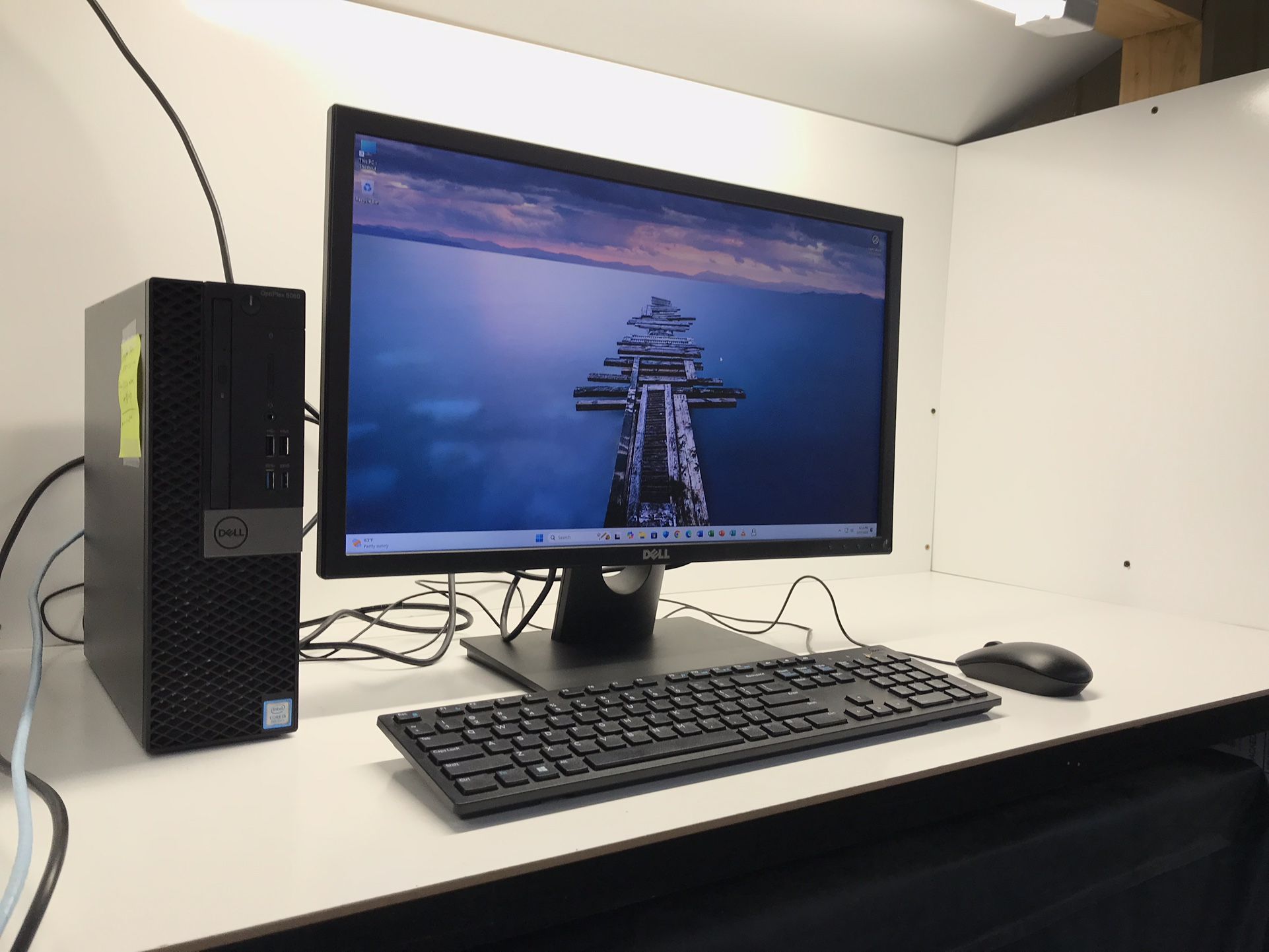 *Dell Optiplex 3060 Complete Desktop PC. w/ MIcrosoft Office* *Windows 11 64Bit Full Activate. ** Price $220