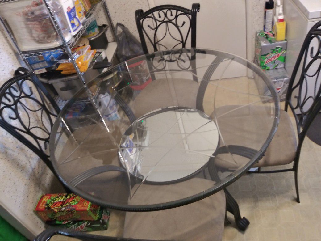 Dining/Dinette Table Set (5 Piece)