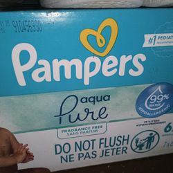 Pampers Aqua Pure Wipes 672ct. Brand-new Box 