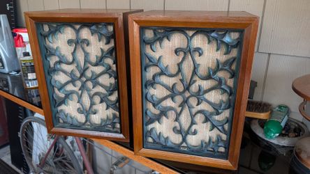 Vintage speaker pair Coral BX-200 Bookshelf Speakers Mid-Century 60's Made in Japan Tested walnut cabinet