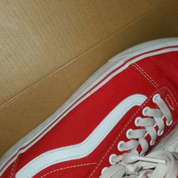 Men's Red Van's 