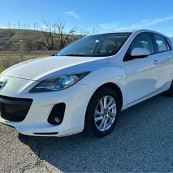 2013 Mazda 3 Hatcback