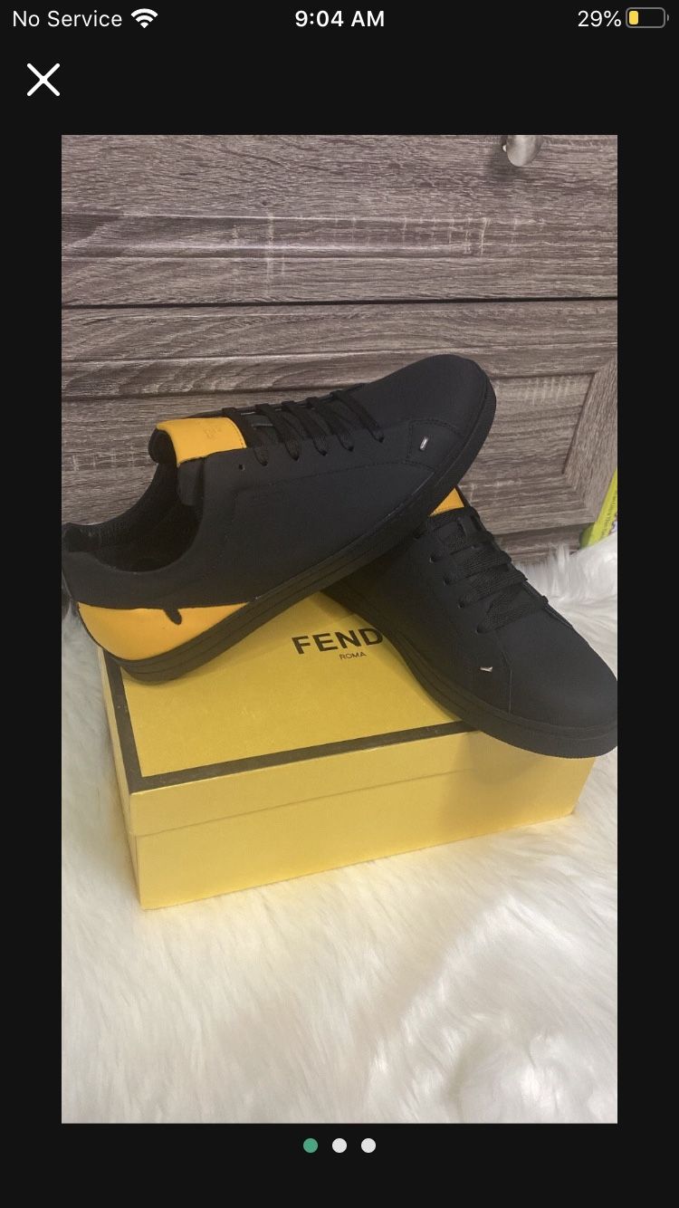 Fendi Size 11 Mens 