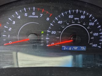 Toyota Camry 2010-Low Miles/Pocas Millas