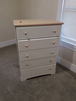 Dresser