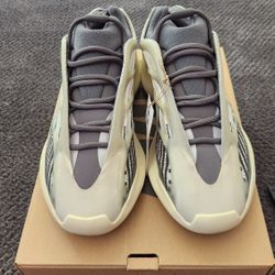 Yeezy Boost 700