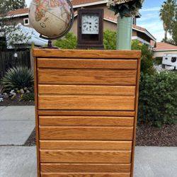 Sold Wood 5 Drawer Dresser Chest of Drawers Furniture Great Condition USA MADE
