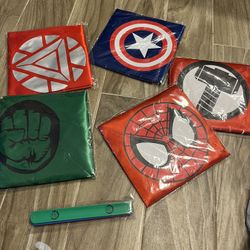 5 Super Hero Cakes Masks And Wrist Bands 
