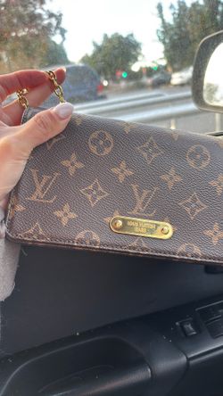LV Lily Wok Auth Bag