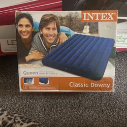 INTEX  CLASSIC   DOWNY QUEEN