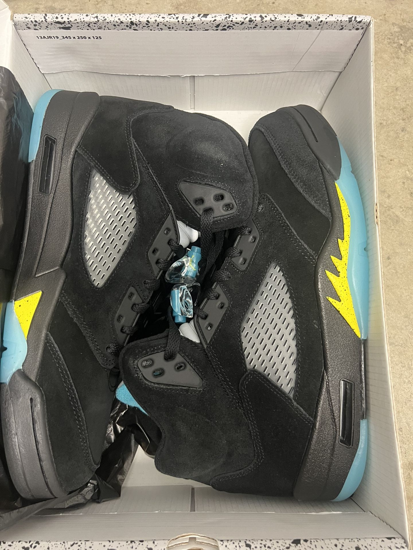 Jordan Retro 5 Aqua 