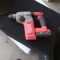 Milwaukee Fuel Brushles Roarty Hammer 18 V