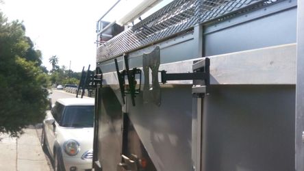 TV wall mount swim heavy-duty two arms fit 22-80 in also we do installation and delivery