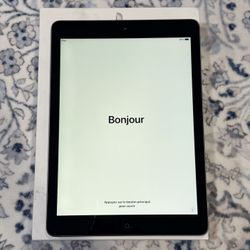 Apple iPad Air 32GB Space Gray Wifi
