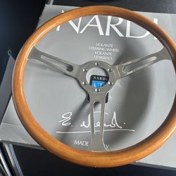 NARDI STYLE WOOD STEERING WHEEL