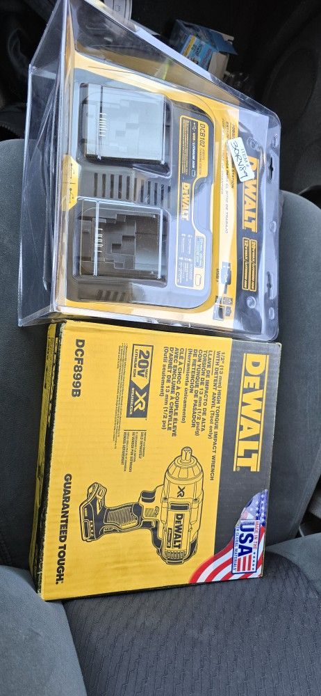 DeWalt 1/2" Drive and Charger