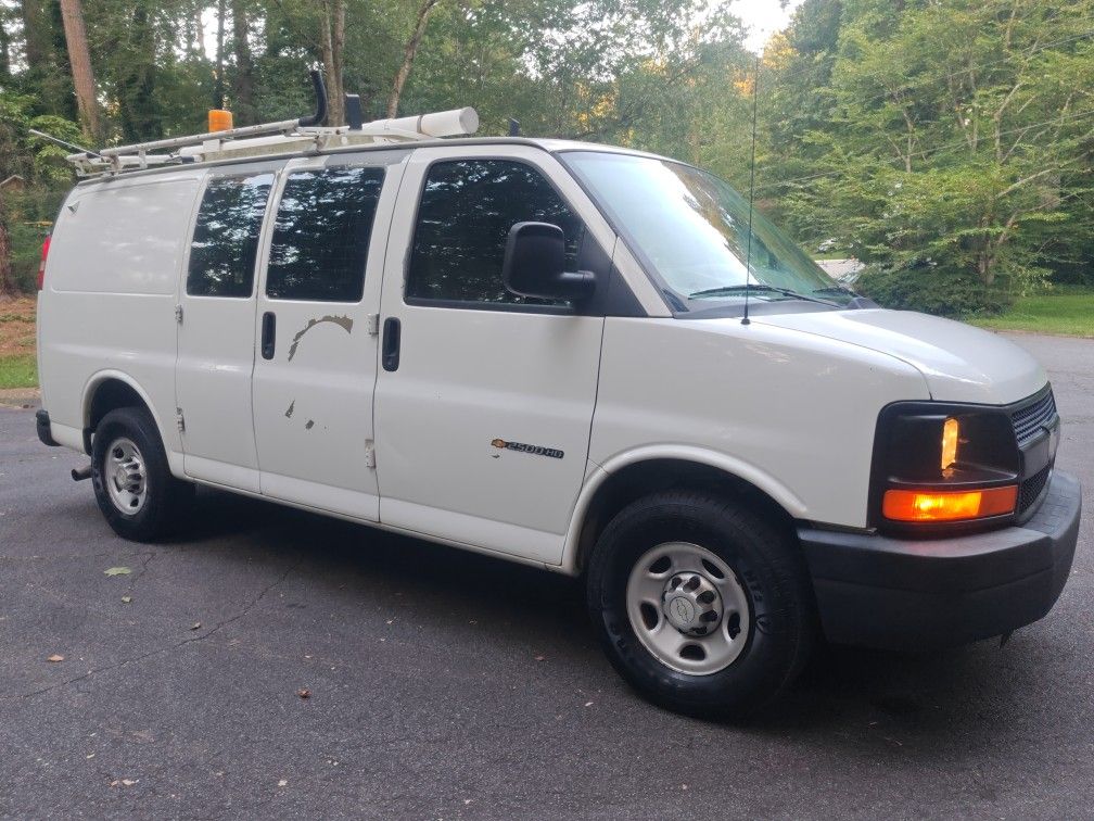 2012 Chevrolet Express 2500 4.8L 8cyl
