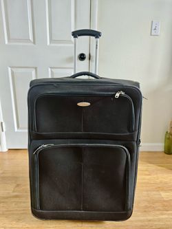 Samsonite 29" Large Checked Suitcase - Expandable & Durable (Black)