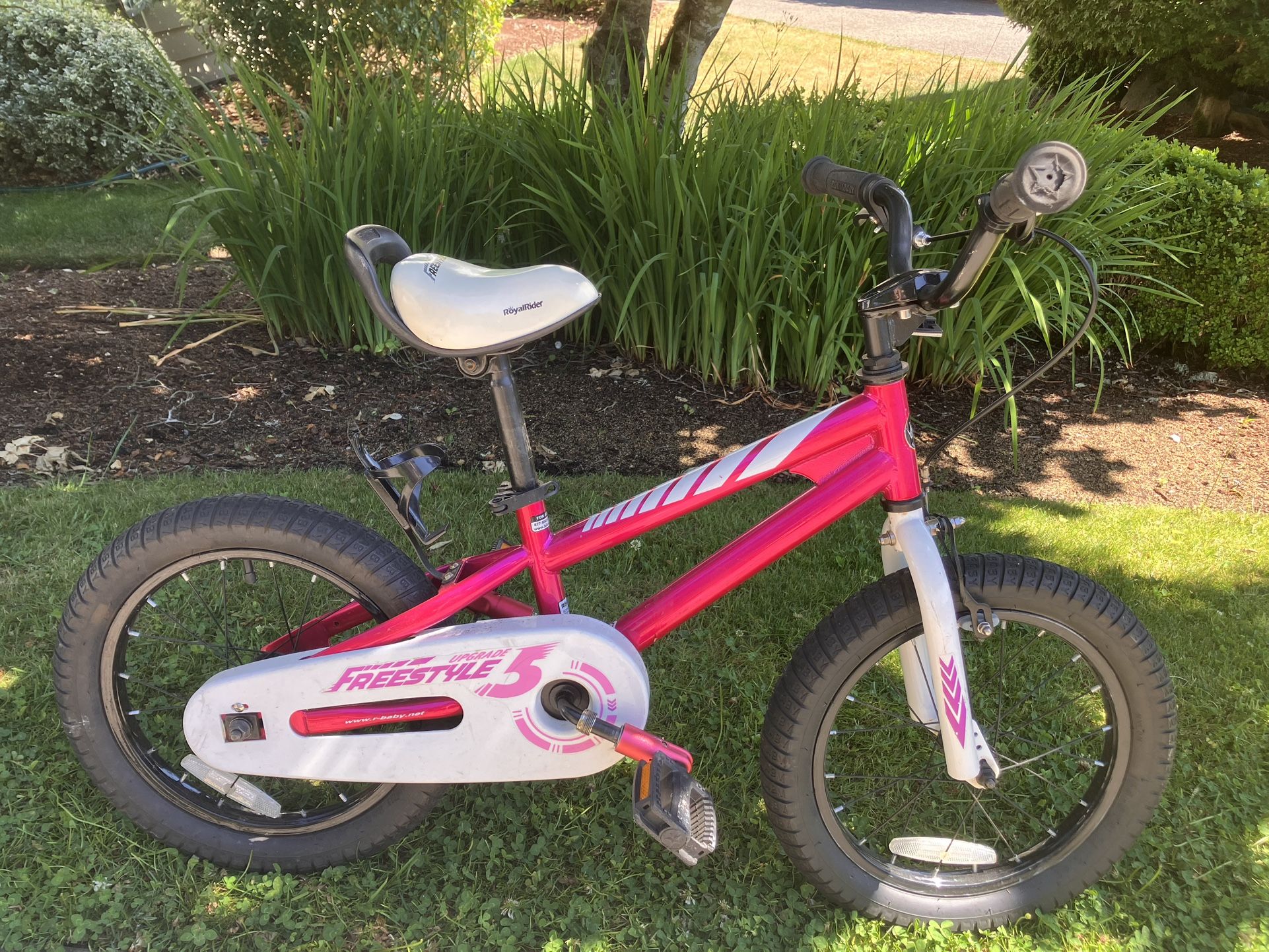 Girls Pink Freestyle 5 Bike