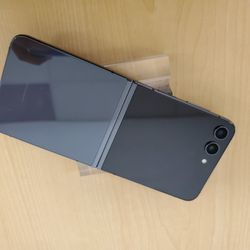 Samsung Galaxy Zflip 5 Unlocked 