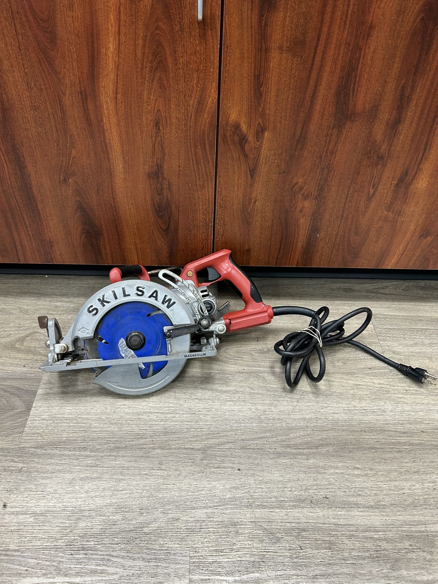 7 1/4” Corded Skilsaw Circular Saw SPT77WML