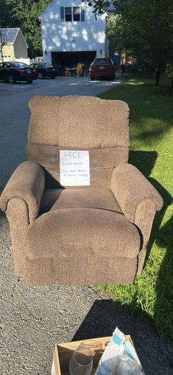 Free Recliner