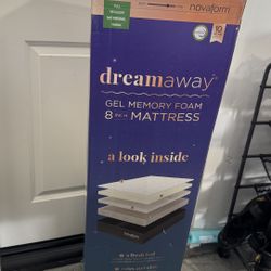 Novaform 8” Full size Mattress Brand New