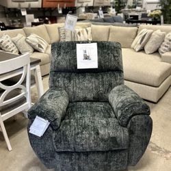 Recliner 