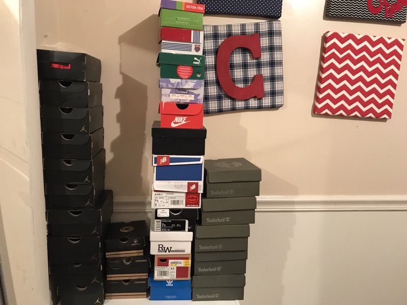 Jordan's and boots toddler 5-7