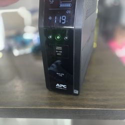 APC Back-UPS Pro 1100VA, 10 Outlets, 2 USB Charging Ports, AVR, LCD interface