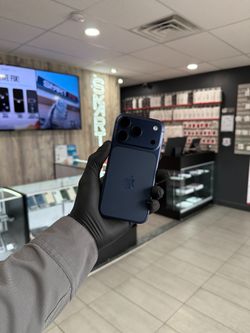 iPhone 17 Pro 256GB Factory Unlocked – Phoenix AZ