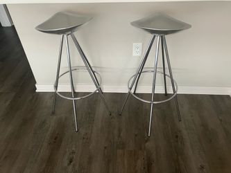 Pepe Cortes Jamaica Bar Stools