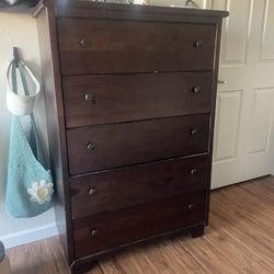 5 Drawer Dresser