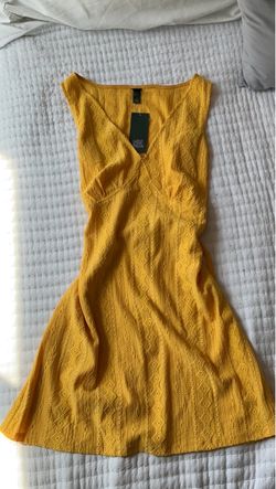 Wild fable, sunflower, yellow dress