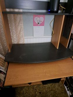 Computer desk 36x53.5 inches