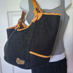 Original  Vintage Dooney & Bourke Shoulder Bag