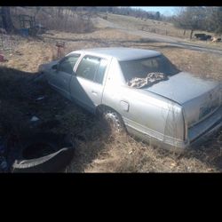 99 Cadillac Deville Parts