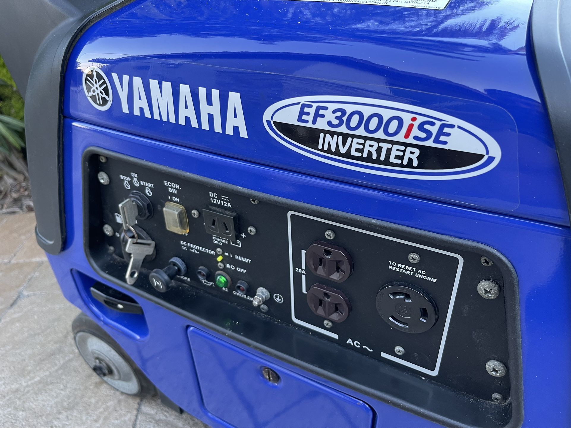 YAMAHA EF3000ise Generator - SUPER QUIET like Honda EU3000is