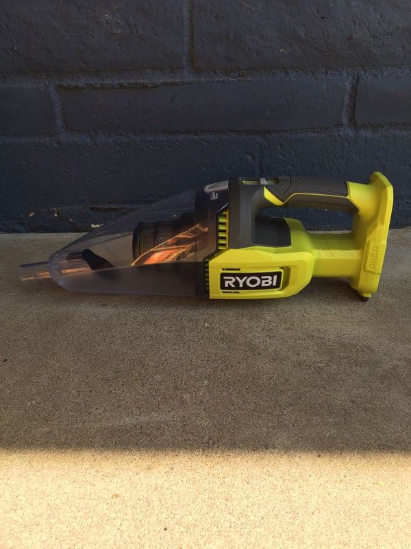 VACUUM RYOBI 18V TOOL ONLY 