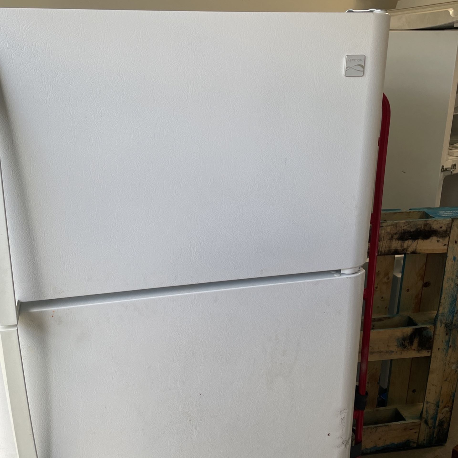 Kenmore Refrigerator (30x65)